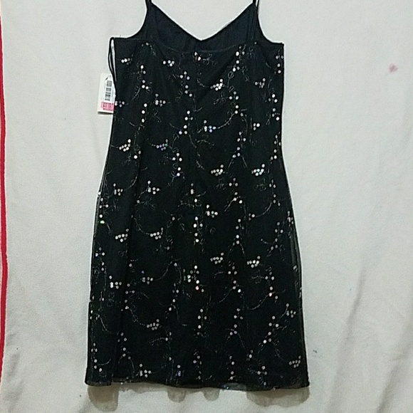 Women's Large dress - Picture 2 of 6